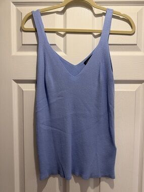 NWOT Banana Republic periwinkle ribbed v-neck tank; women’s medium